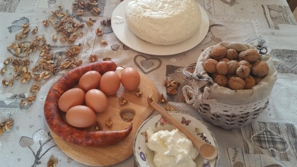 Vodenica Vrelo Chalets Vrelo Korenicko ภายนอก รูปภาพ